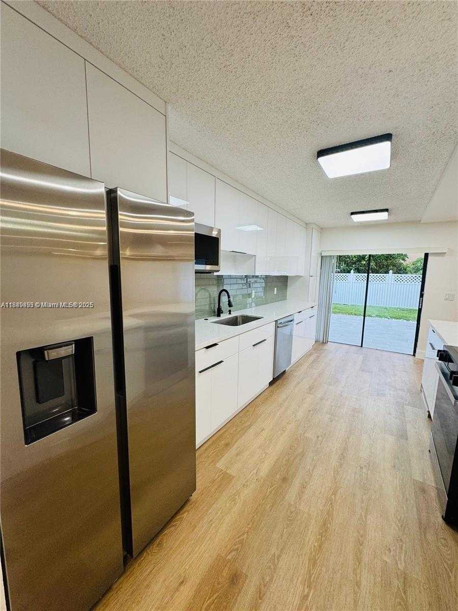 Small Image of 4950 NORTH WEST 72ND TER, Lauderhill Number 11