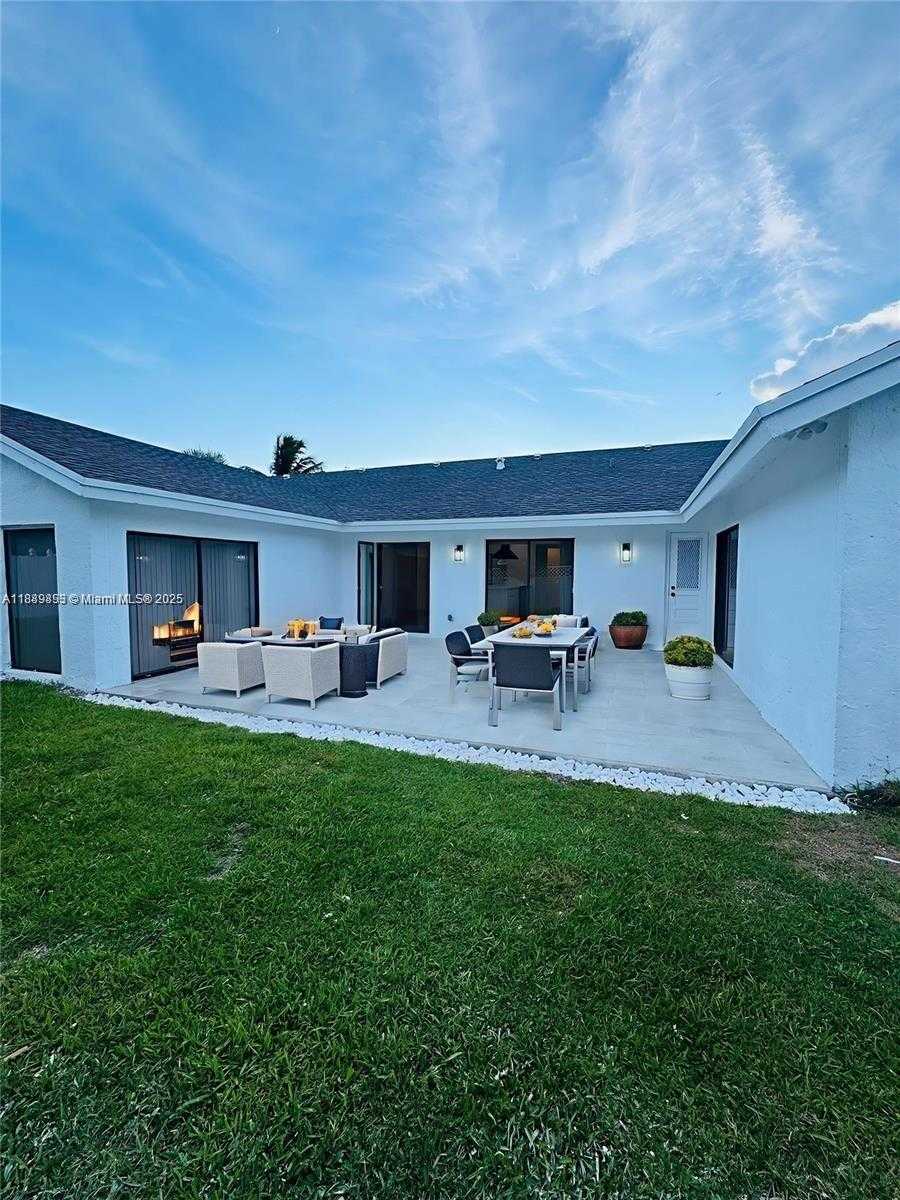 Small Image of 4950 NORTH WEST 72ND TER, Lauderhill Number 37