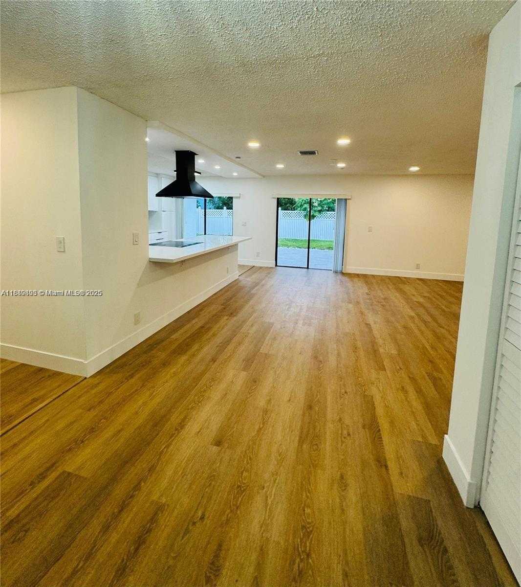 Small Image of 4950 NORTH WEST 72ND TER, Lauderhill Number 5