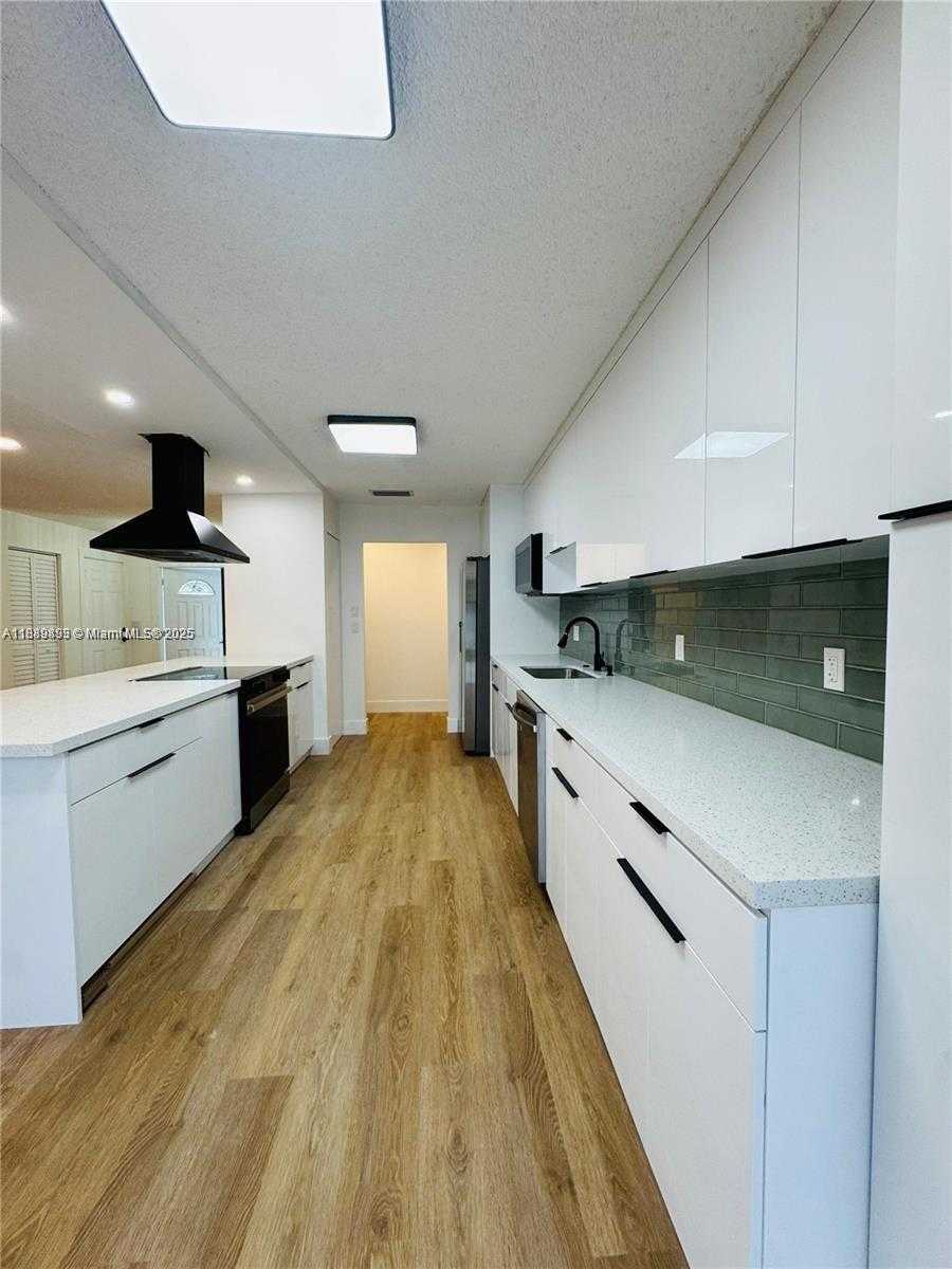 Small Image of 4950 NORTH WEST 72ND TER, Lauderhill Number 7