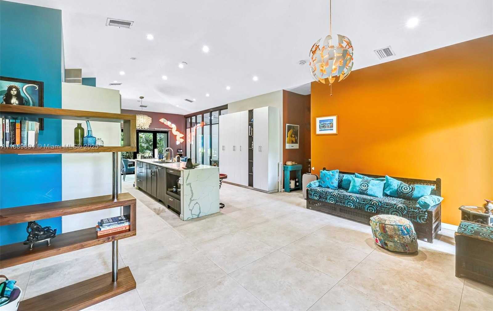 Small Image of 1320 NORTH EAST 138TH ST, North Miami Number 17