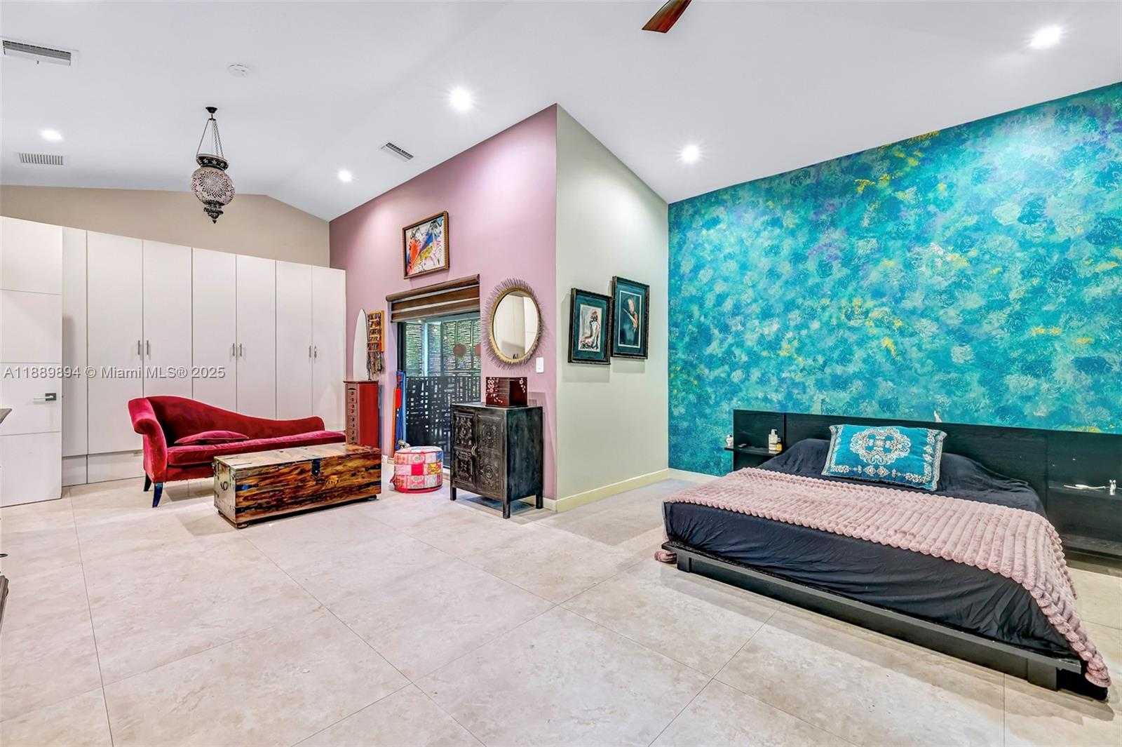 Small Image of 1320 NORTH EAST 138TH ST, North Miami Number 18