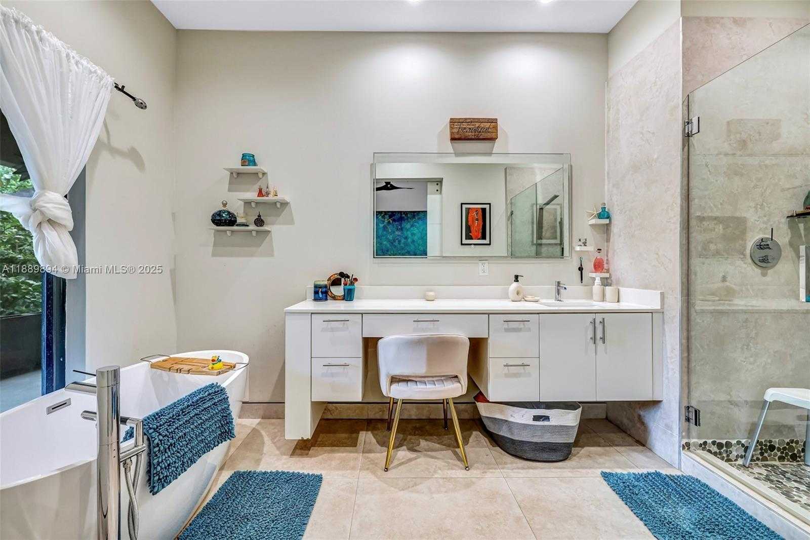 Small Image of 1320 NORTH EAST 138TH ST, North Miami Number 22