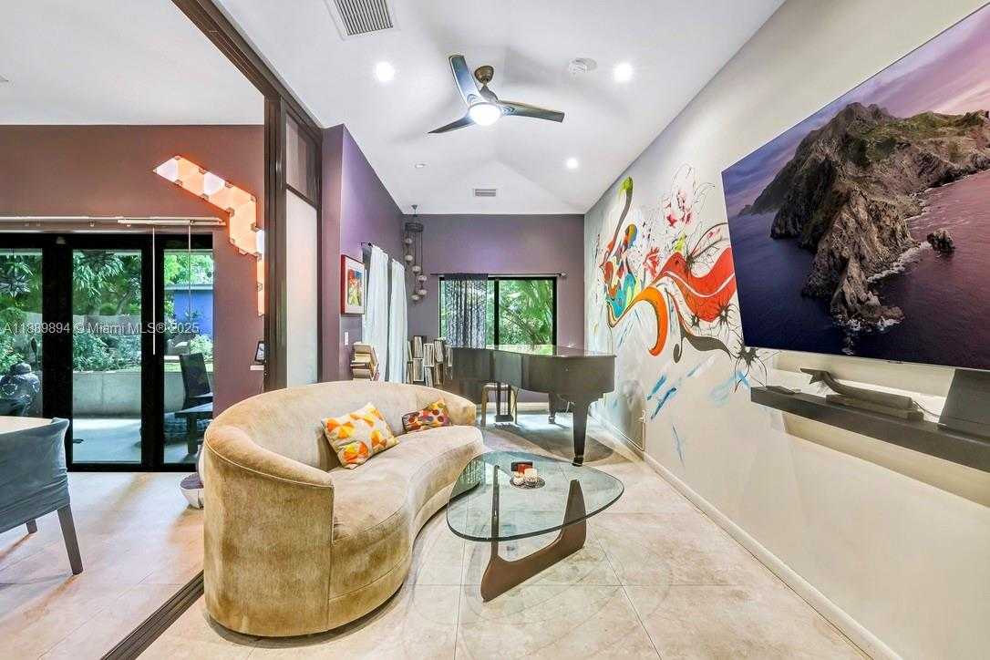 Small Image of 1320 NORTH EAST 138TH ST, North Miami Number 29