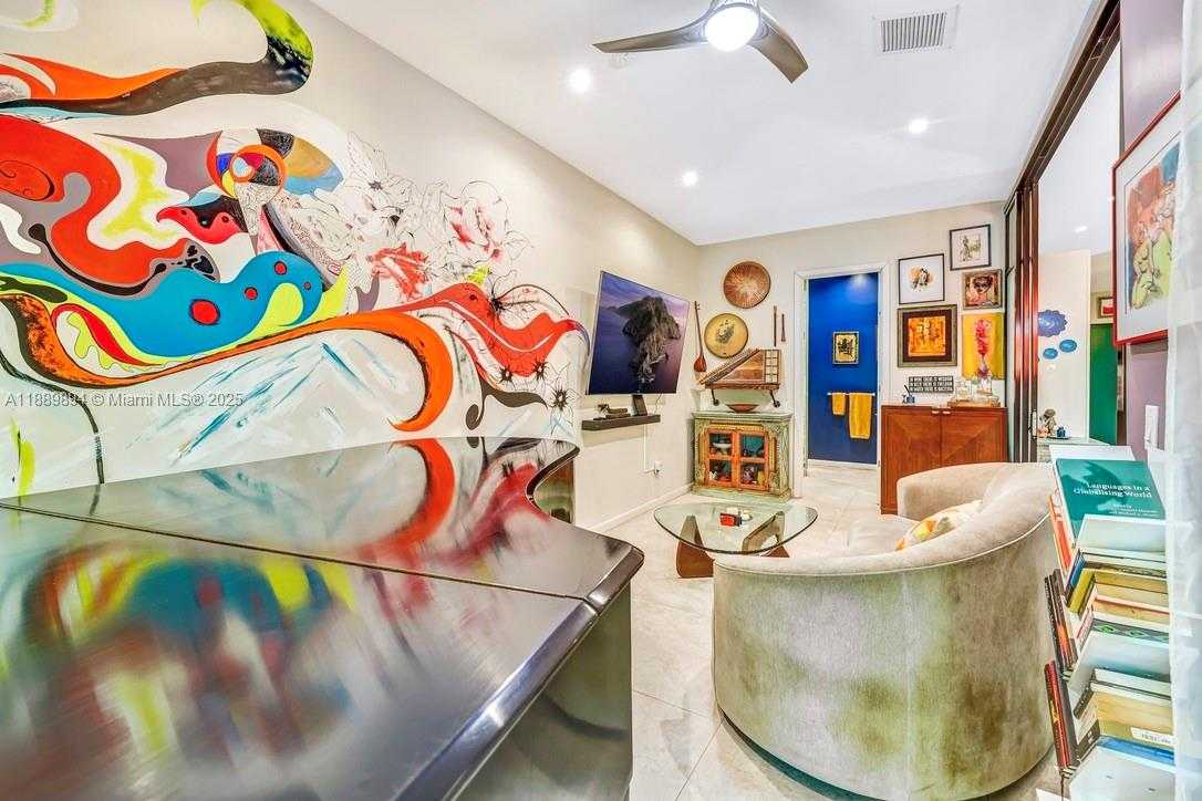 Small Image of 1320 NORTH EAST 138TH ST, North Miami Number 30