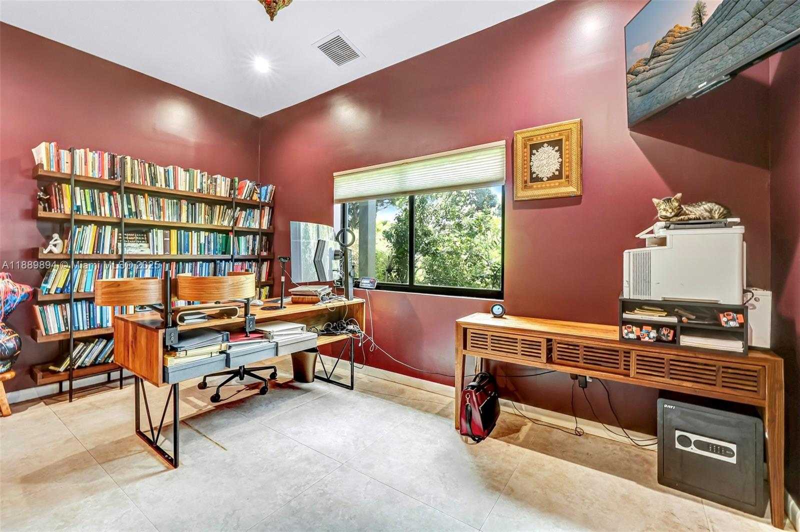 Small Image of 1320 NORTH EAST 138TH ST, North Miami Number 43