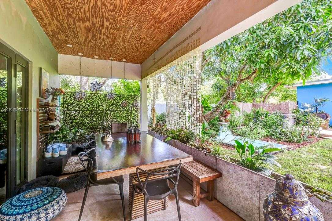 Small Image of 1320 NORTH EAST 138TH ST, North Miami Number 5