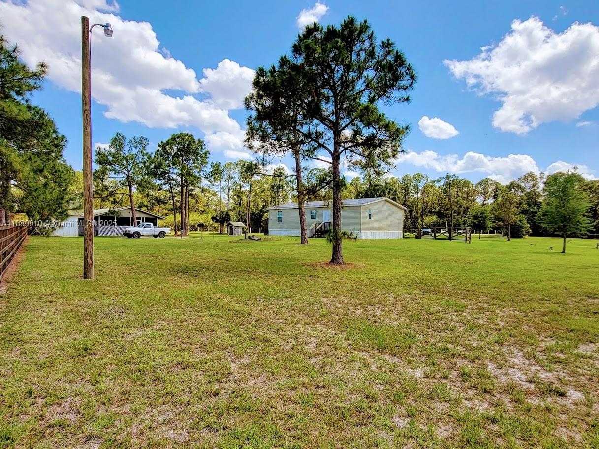 Small Image of 1001 HOMESTEAD AVENUE, Other City - In The State Of Florida Number 13