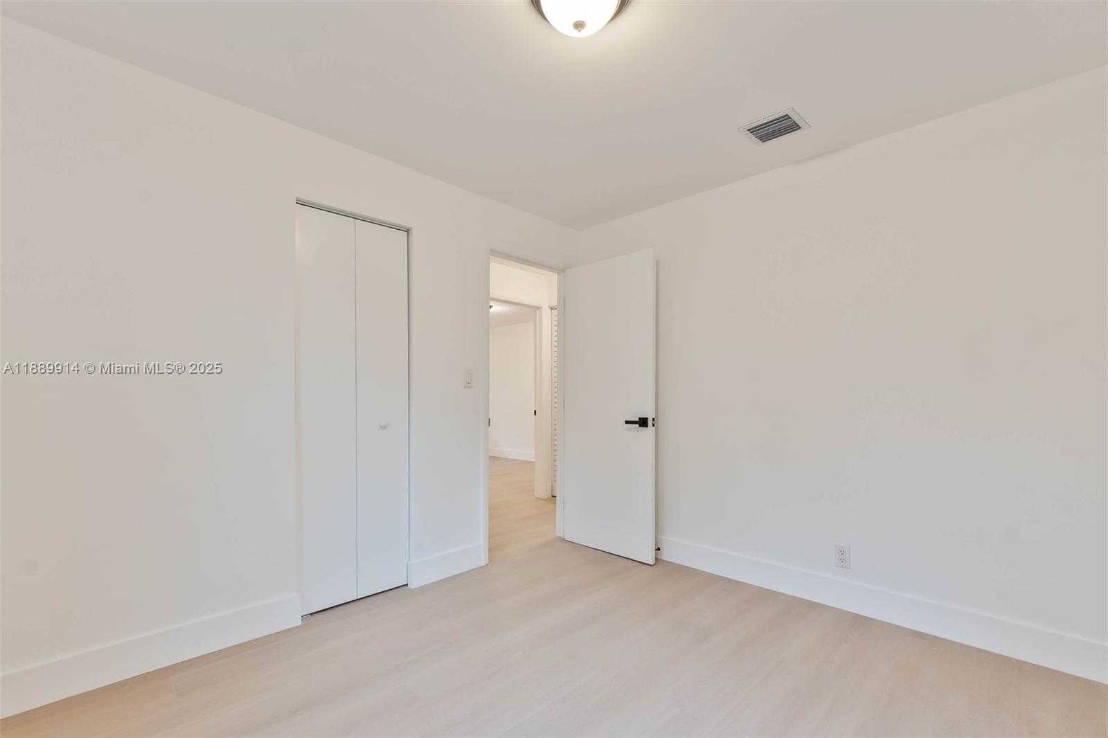 Small Image of 3271 NORTH WEST 18TH ST, Lauderhill Number 20