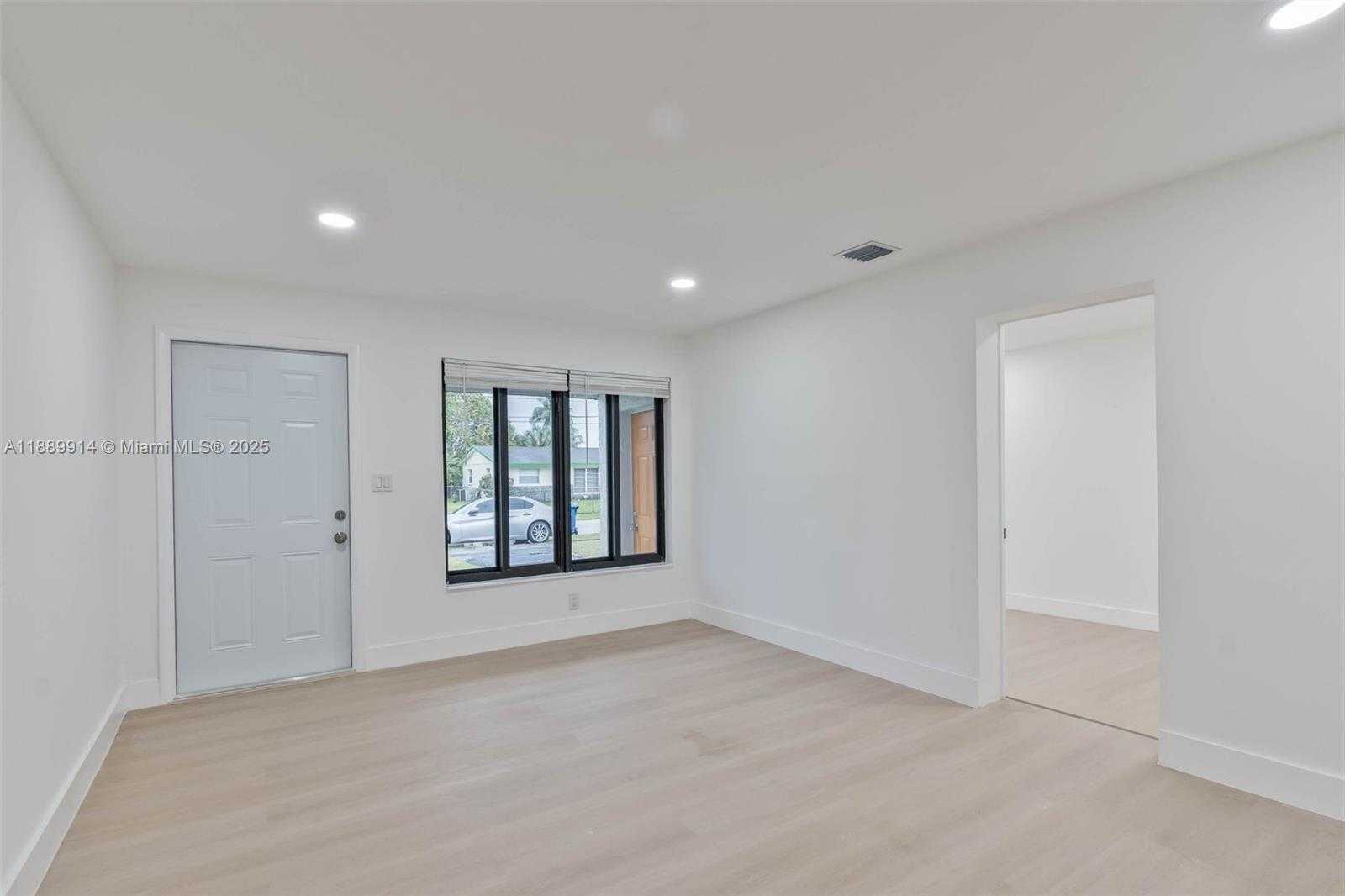 Small Image of 3271 NORTH WEST 18TH ST, Lauderhill Number 3