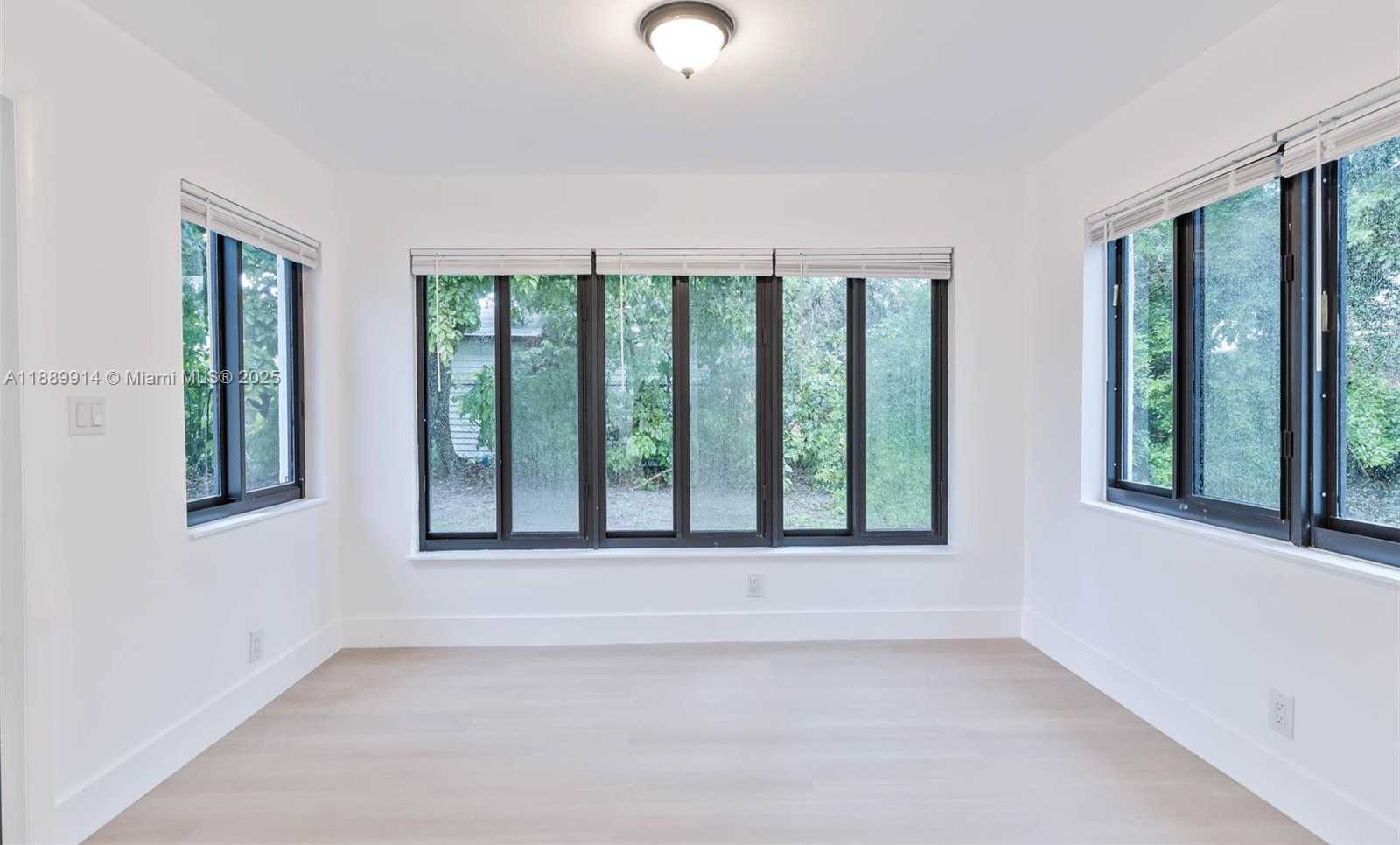 Small Image of 3271 NORTH WEST 18TH ST, Lauderhill Number 9