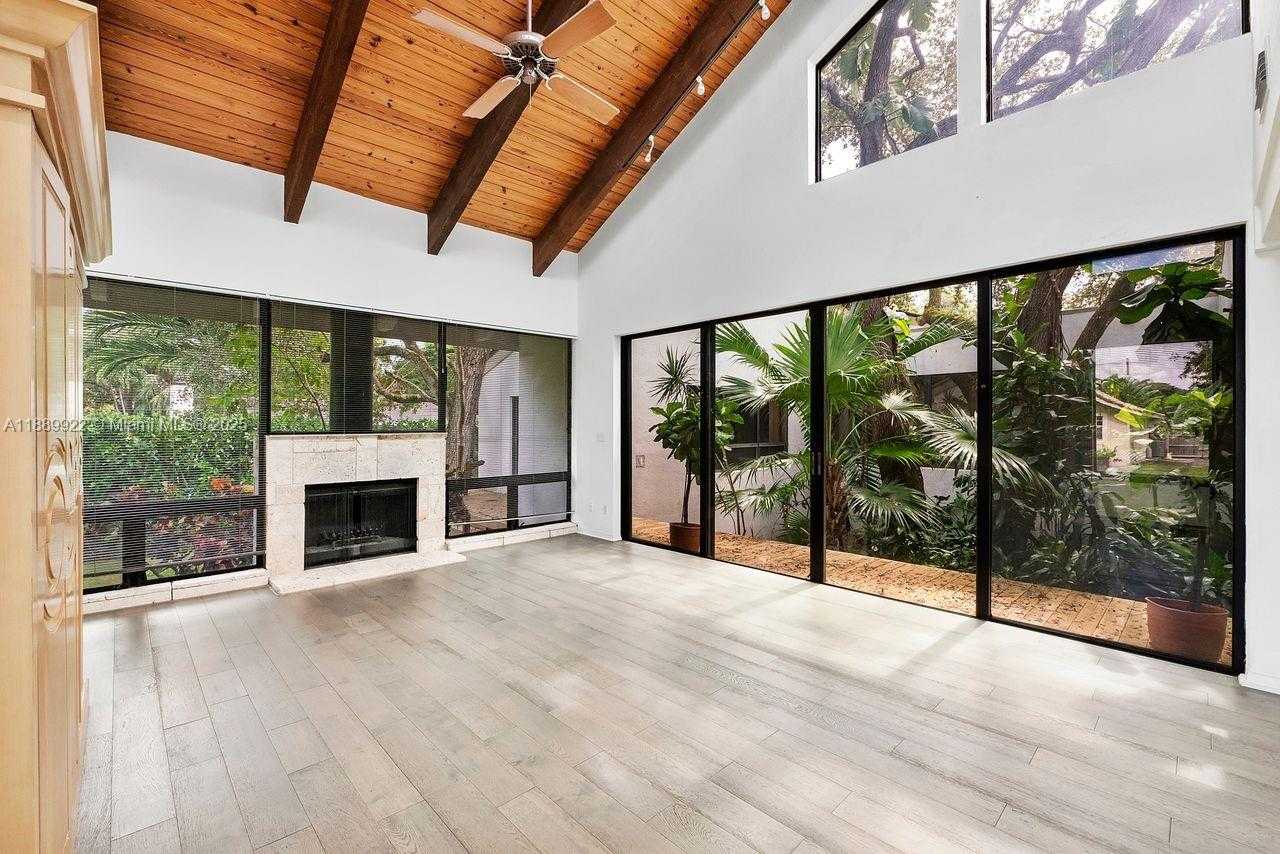 Small Image of 7605 SOUTH WEST 160TH TER, Palmetto Bay Number 4