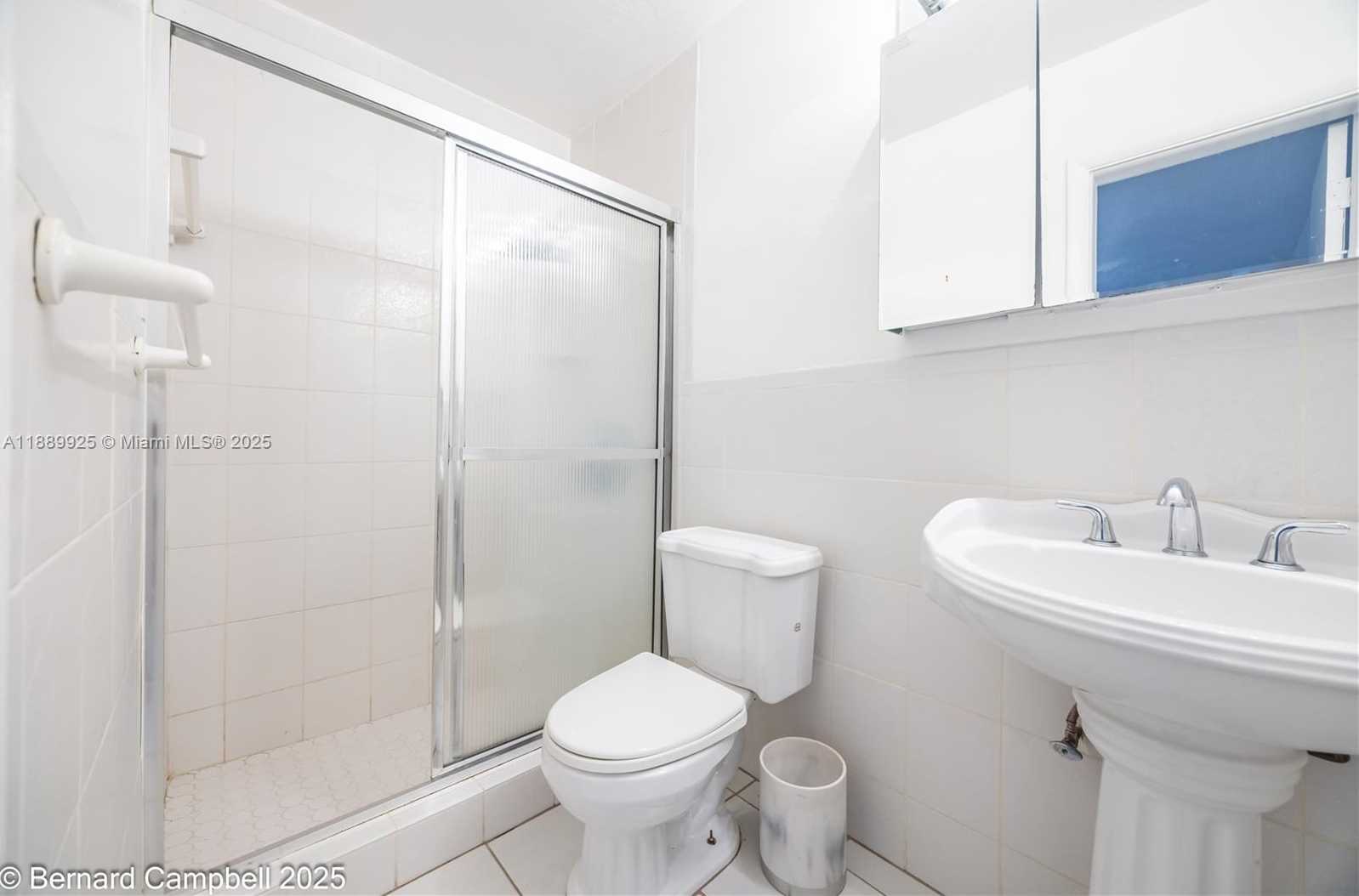 Small Image of 6612 DAHLIA DR, Miramar Number 20