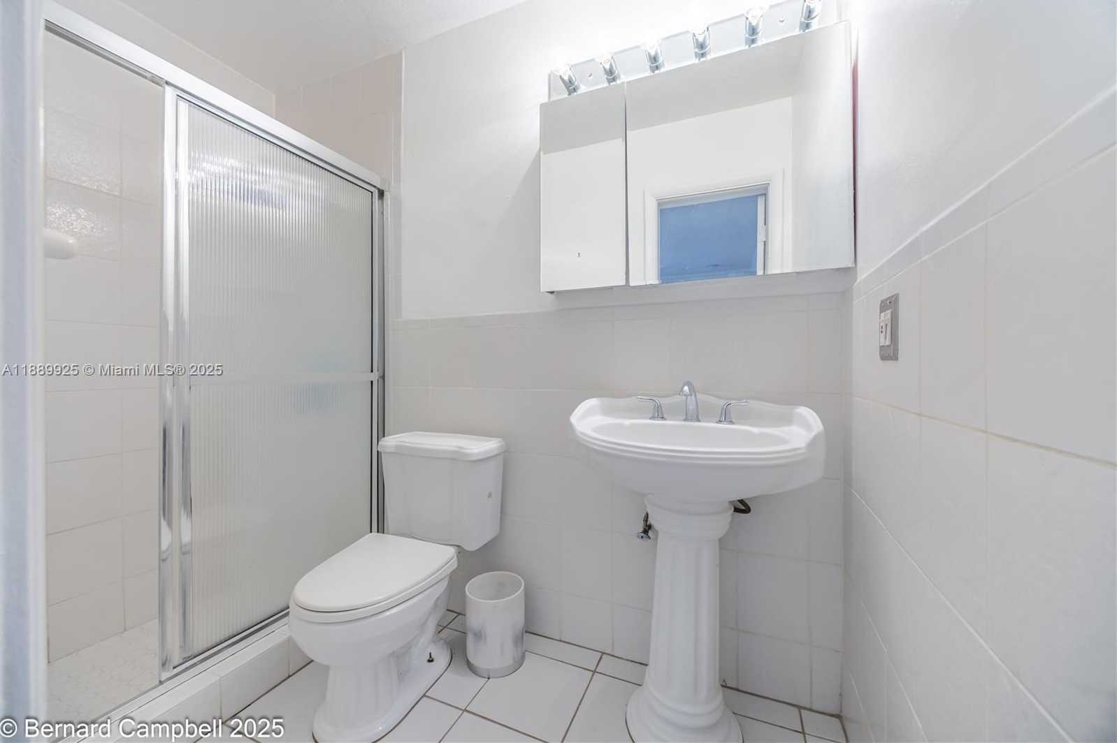Small Image of 6612 DAHLIA DR, Miramar Number 21