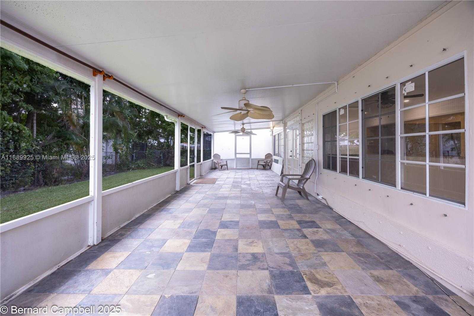 Small Image of 6612 DAHLIA DR, Miramar Number 29