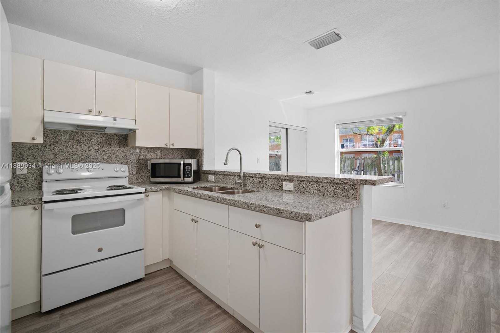 Small Image of 244 NORTH WEST 179TH ST, Miami Gardens Number 19