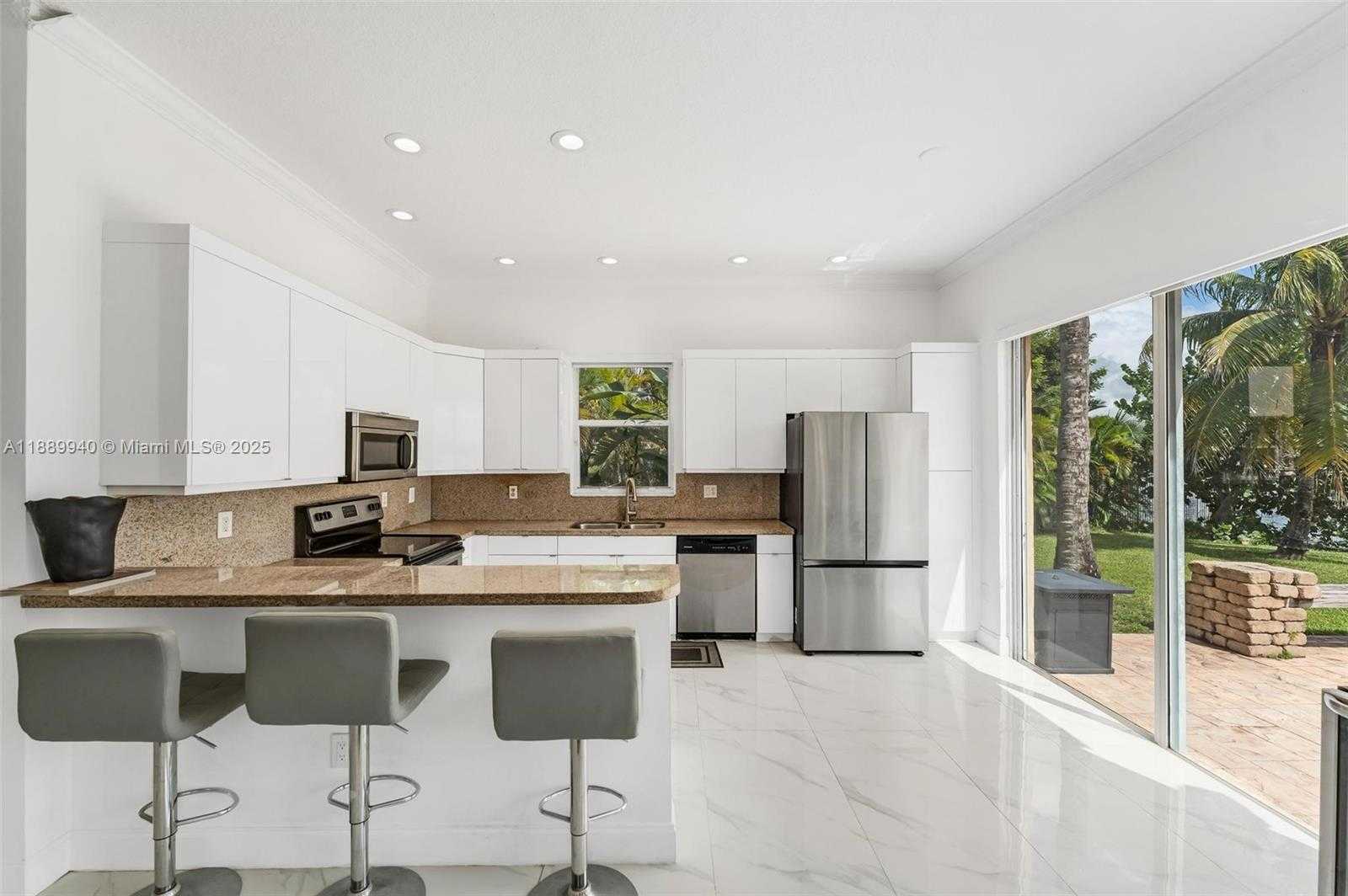 Small Image of 17018 SOUTH WEST 52ND CT, Miramar Number 18