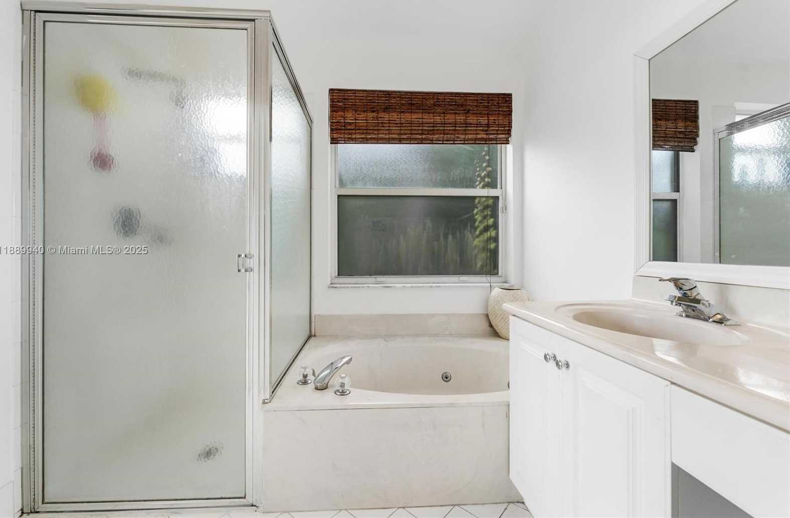 Small Image of 17018 SOUTH WEST 52ND CT, Miramar Number 27