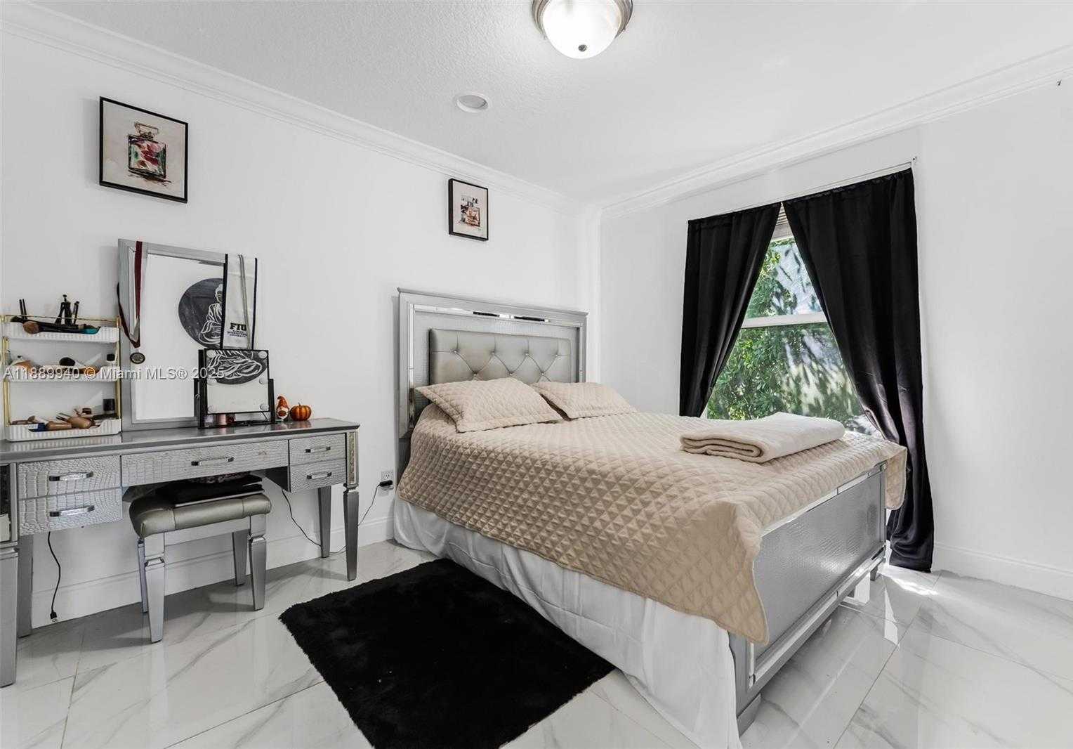 Small Image of 17018 SOUTH WEST 52ND CT, Miramar Number 28