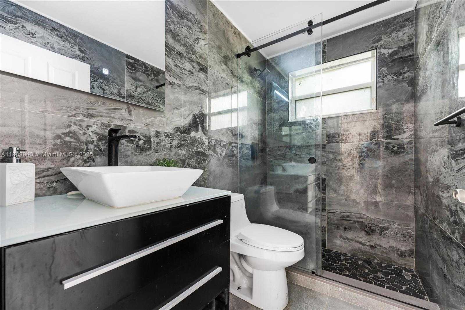 Small Image of 17018 SOUTH WEST 52ND CT, Miramar Number 34