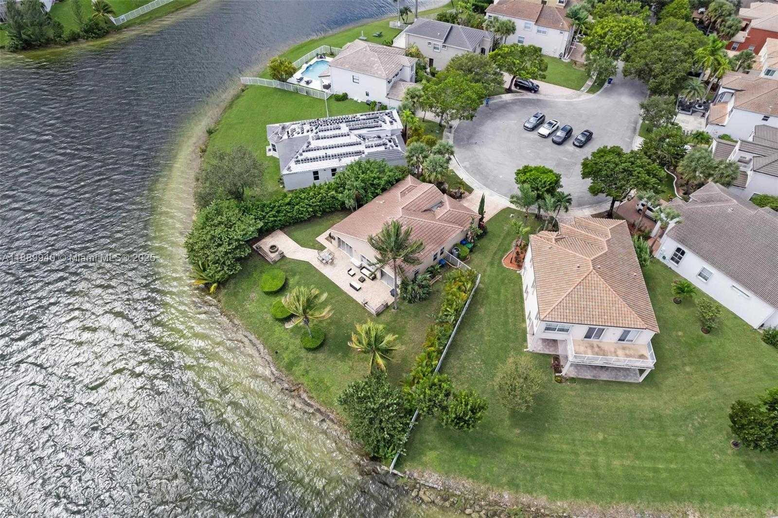 Small Image of 17018 SOUTH WEST 52ND CT, Miramar Number 42