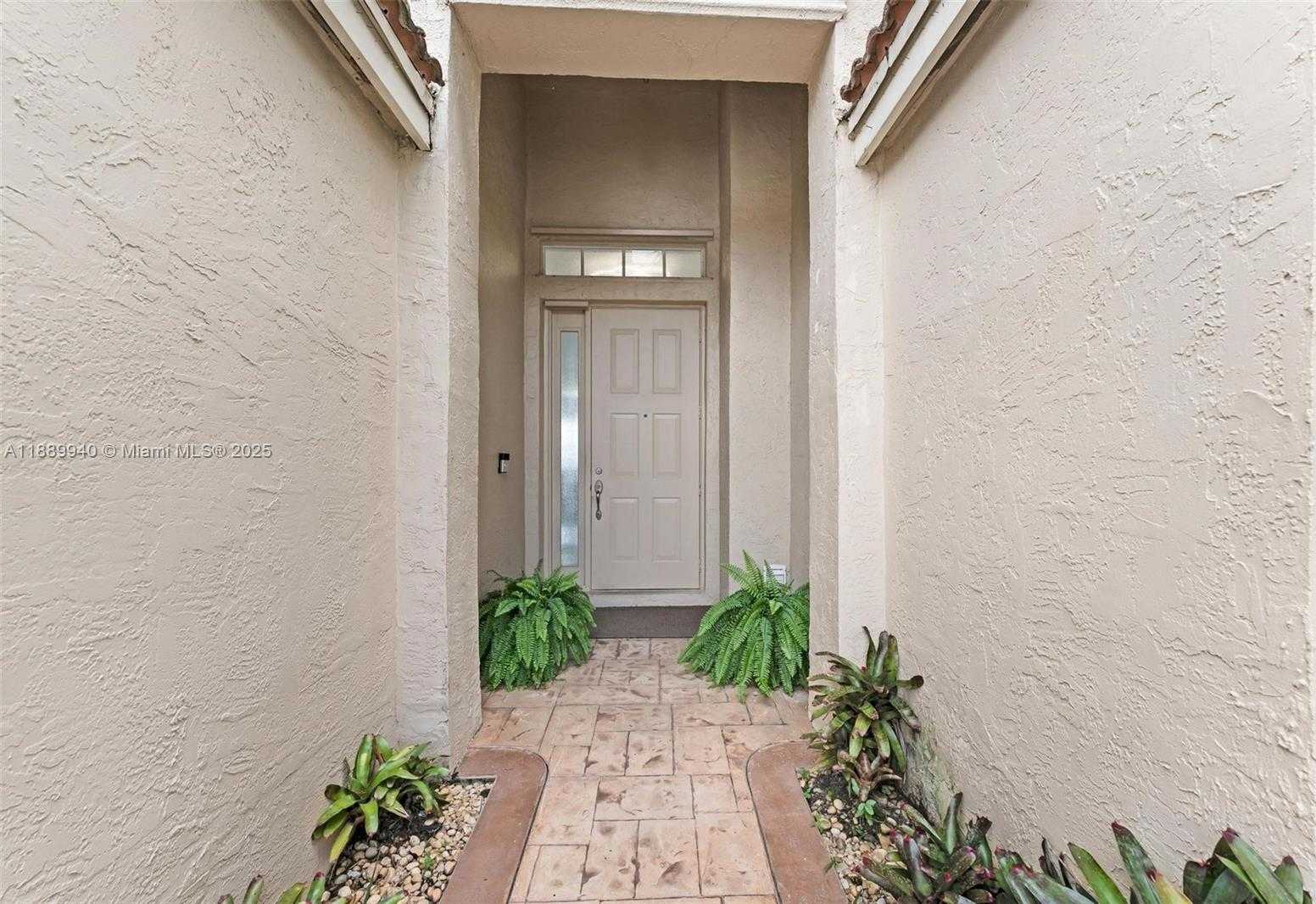 Small Image of 17018 SOUTH WEST 52ND CT, Miramar Number 5