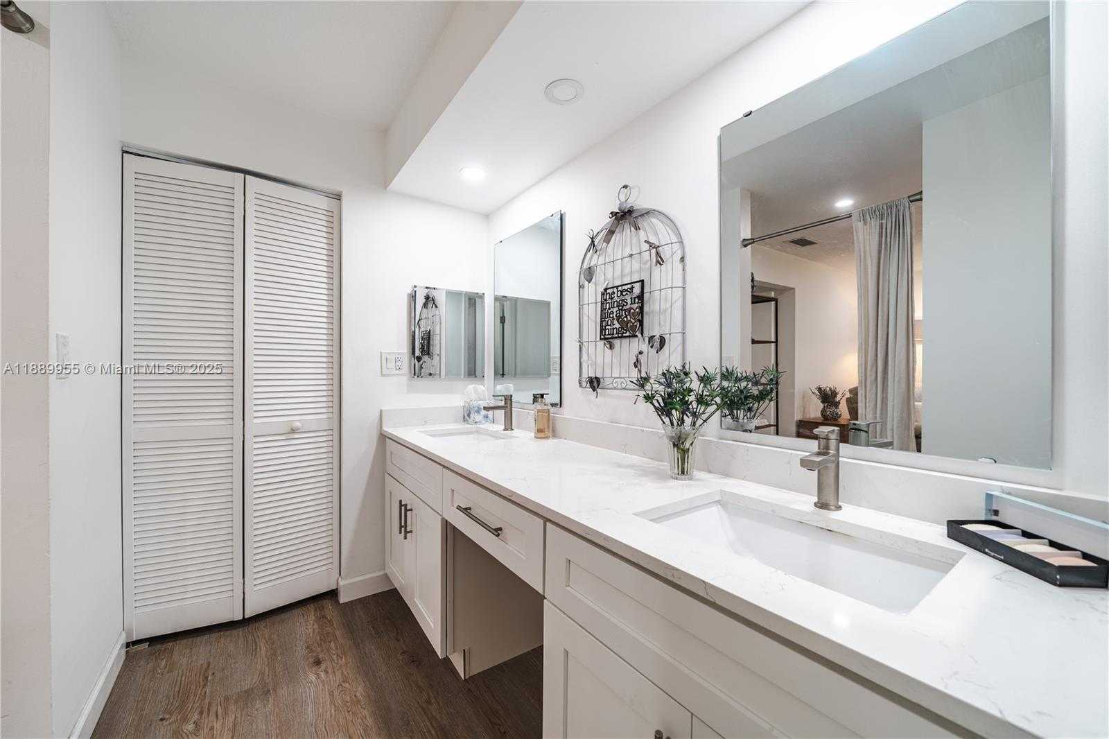 Small Image of 7747 CLOVERFIELD CIR, Boca Raton Number 20