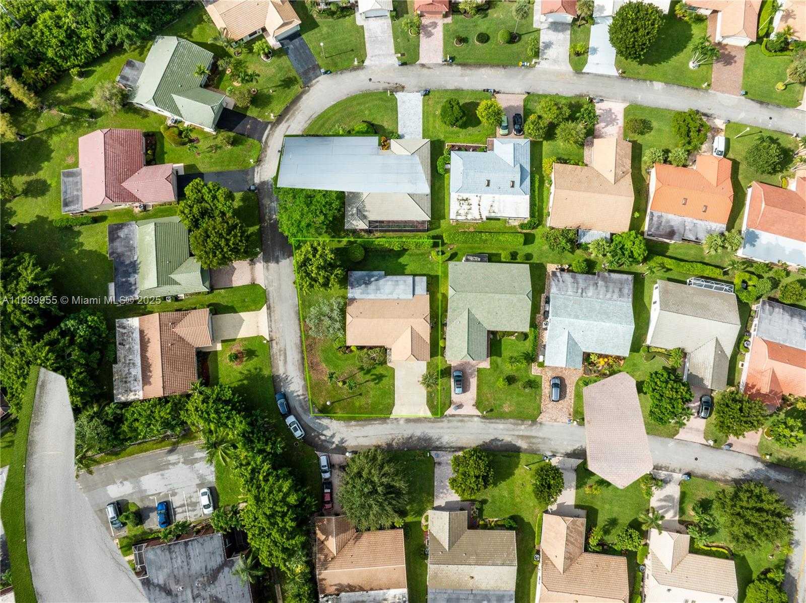 Small Image of 7747 CLOVERFIELD CIR, Boca Raton Number 35