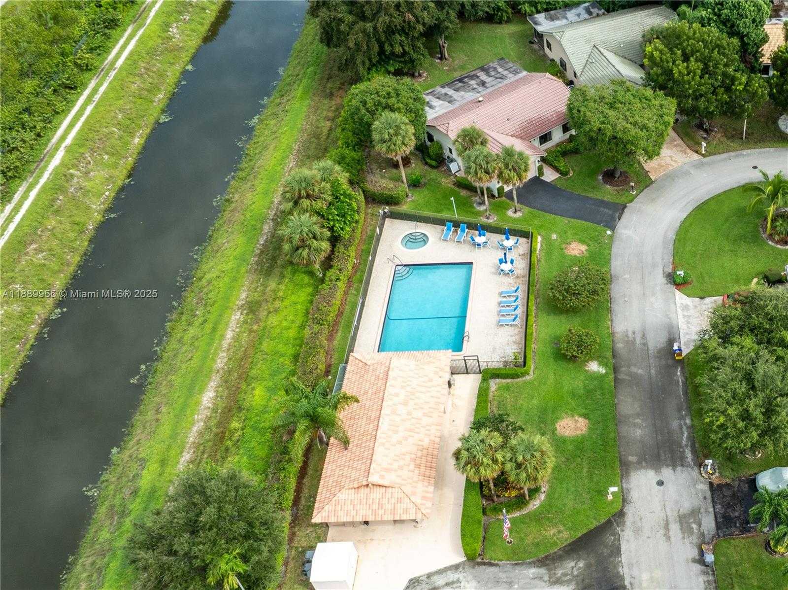 Small Image of 7747 CLOVERFIELD CIR, Boca Raton Number 45