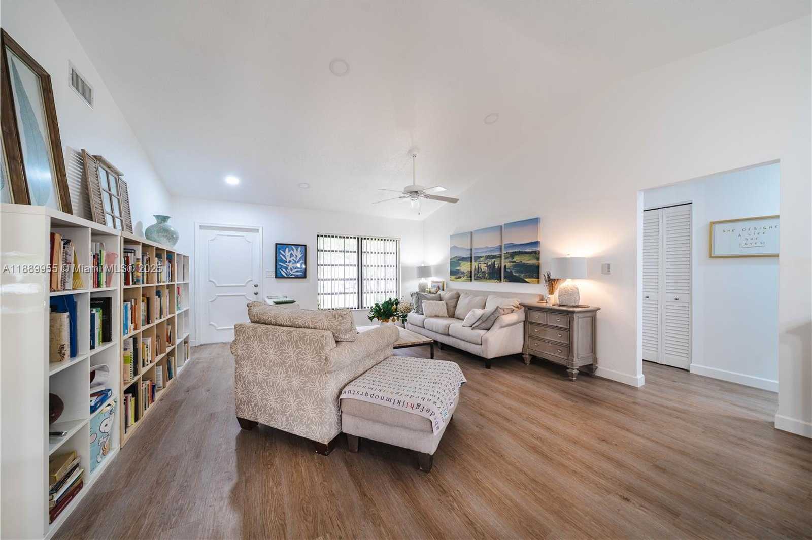 Small Image of 7747 CLOVERFIELD CIR, Boca Raton Number 7