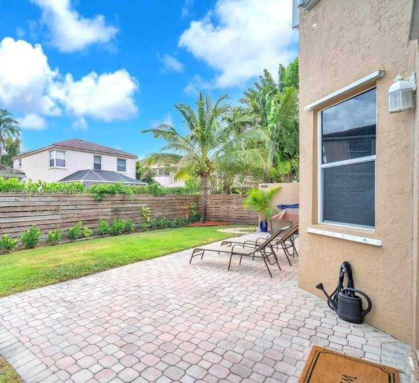 Small Image of 399 NORTH WEST 154TH AVE, Pembroke Pines Number 6
