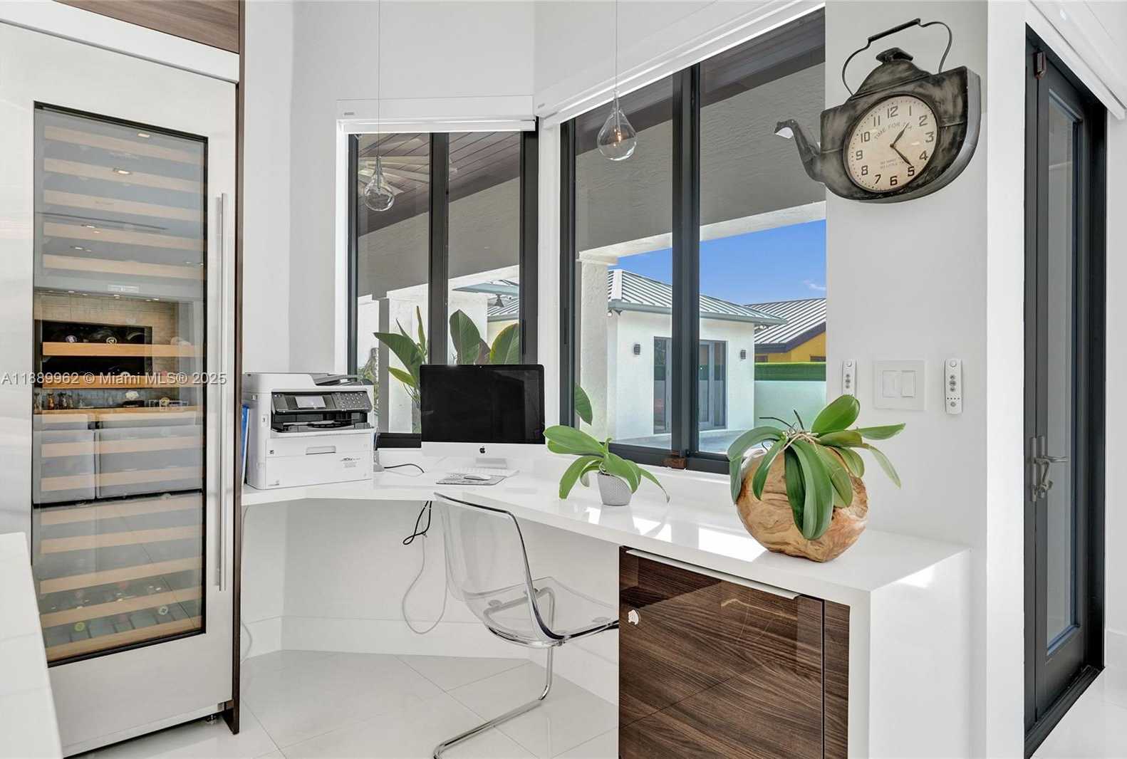 Small Image of 2600 SOUTH WEST 128TH CT, Miami Number 17