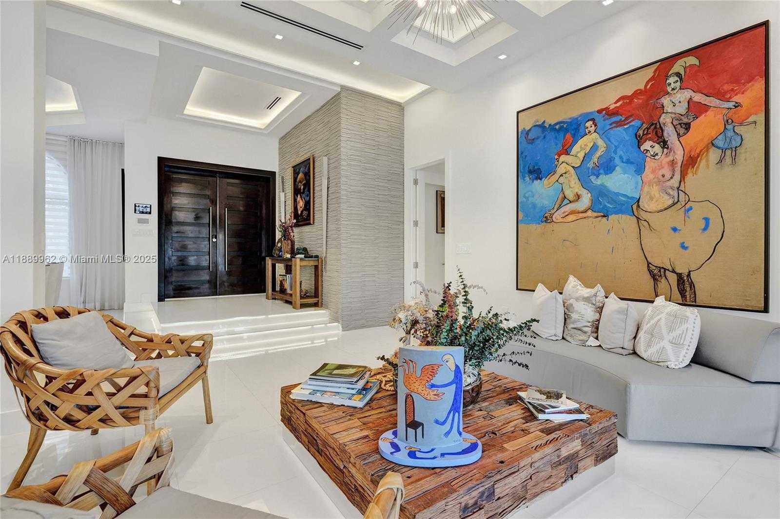 Small Image of 2600 SOUTH WEST 128TH CT, Miami Number 5