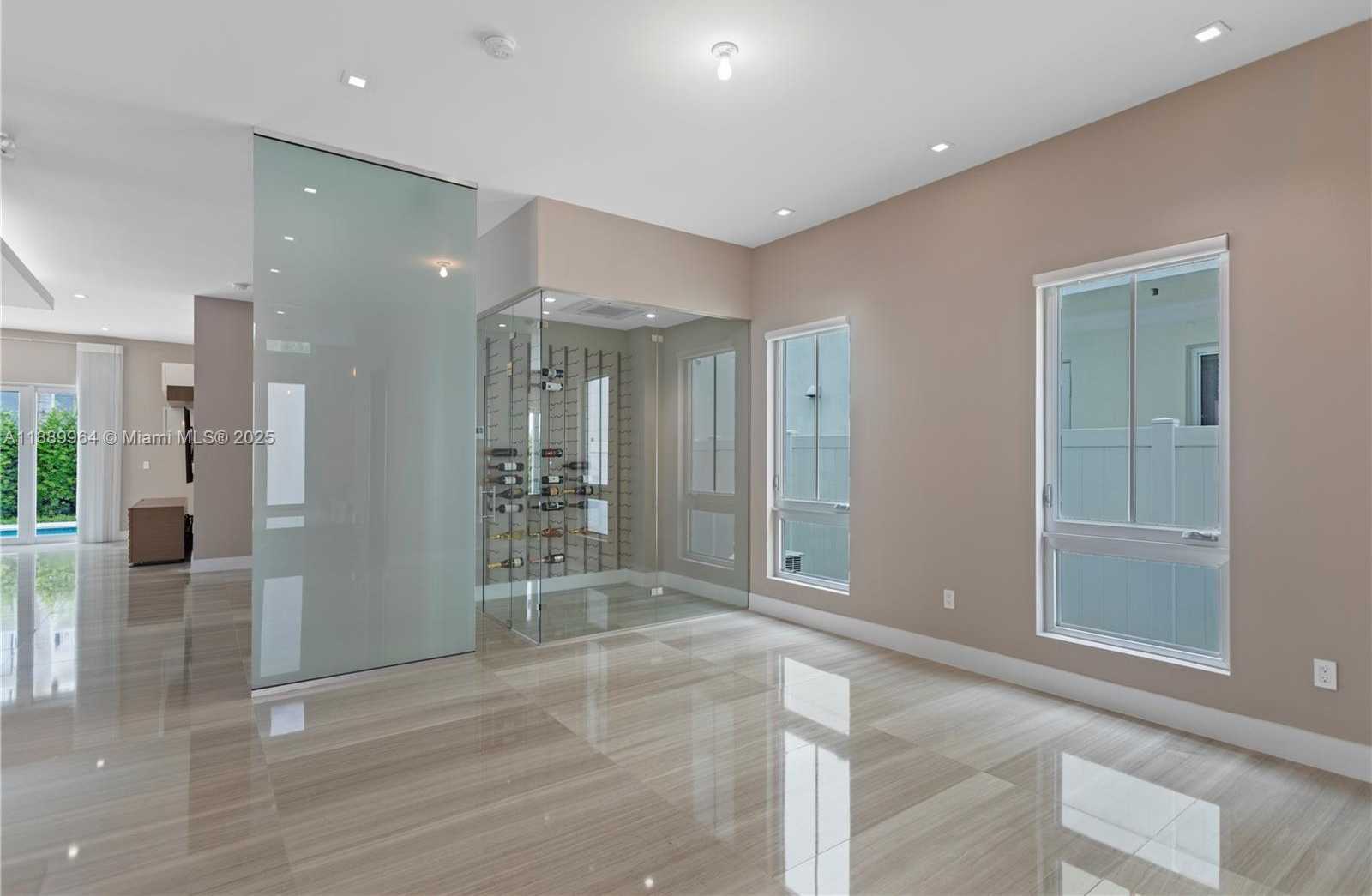 Small Image of 8415 NORTH WEST 34TH DR, Doral Number 11