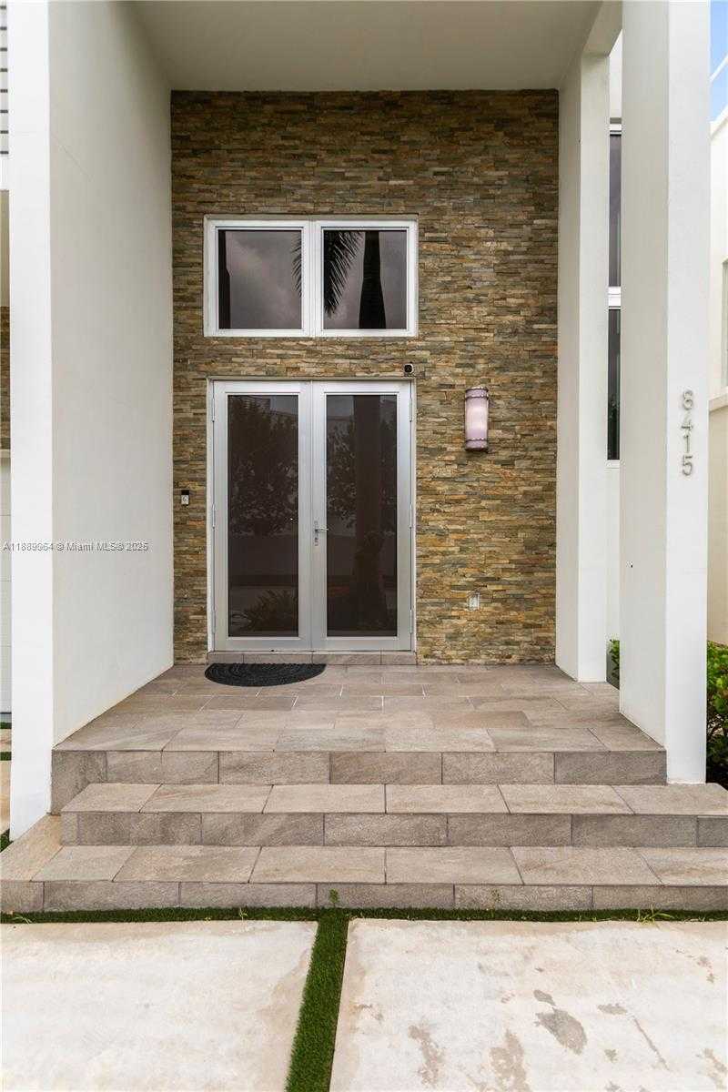 Small Image of 8415 NORTH WEST 34TH DR, Doral Number 2