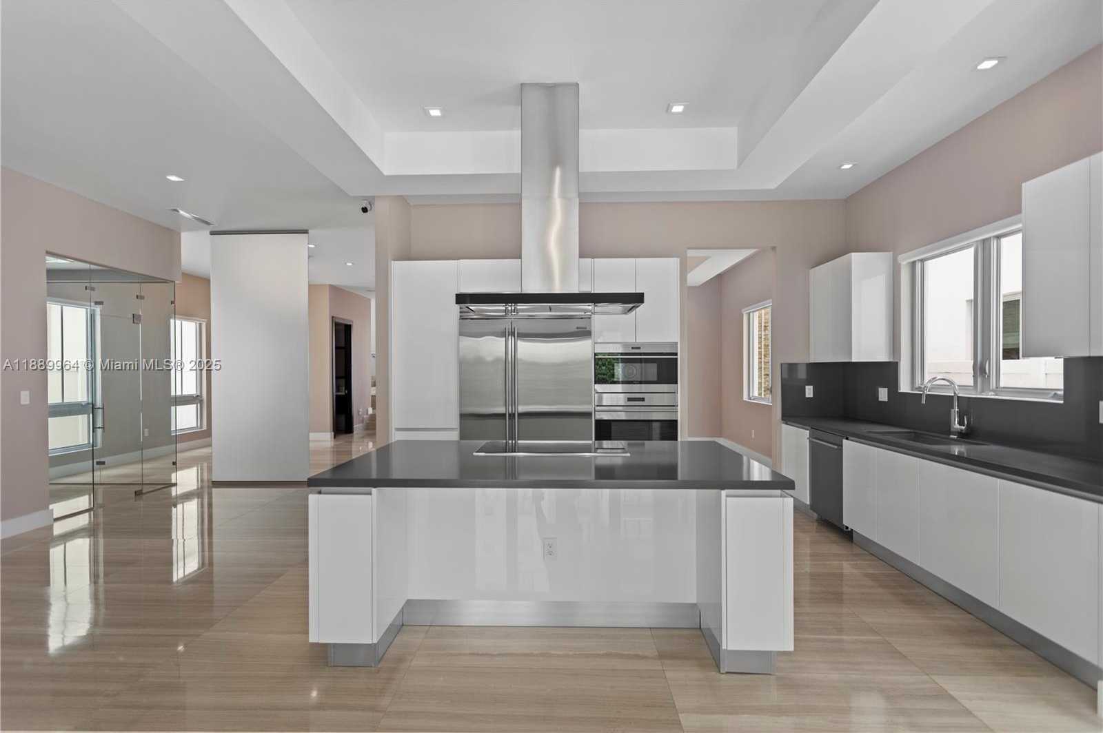 Small Image of 8415 NORTH WEST 34TH DR, Doral Number 27