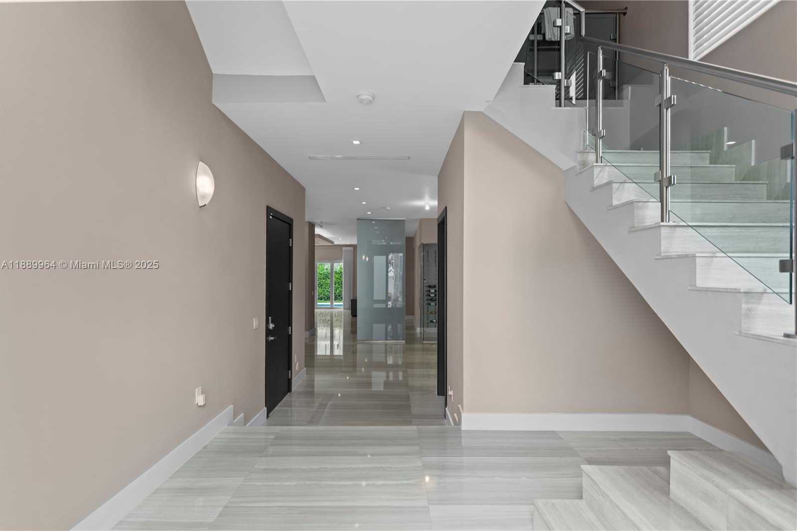 Small Image of 8415 NORTH WEST 34TH DR, Doral Number 3