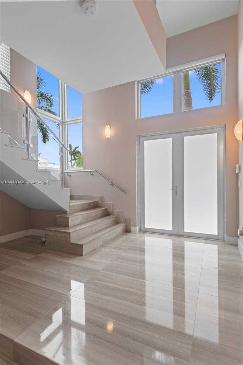 Small Image of 8415 NORTH WEST 34TH DR, Doral Number 42