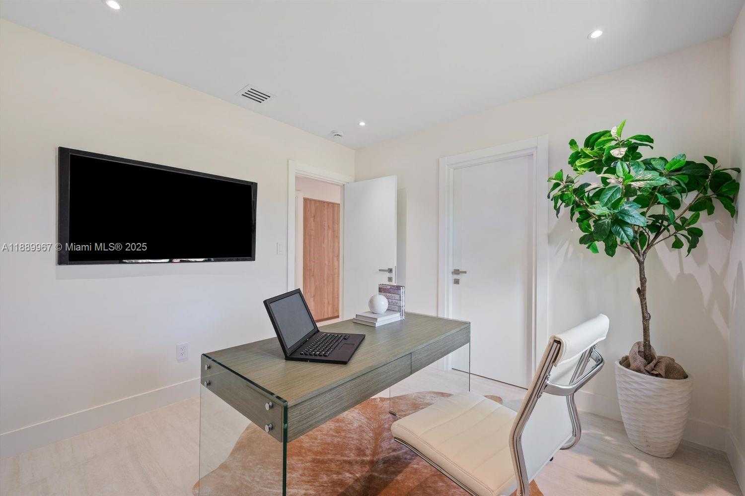 Small Image of 15101 SOUTH WEST 87TH AVE, Palmetto Bay Number 28