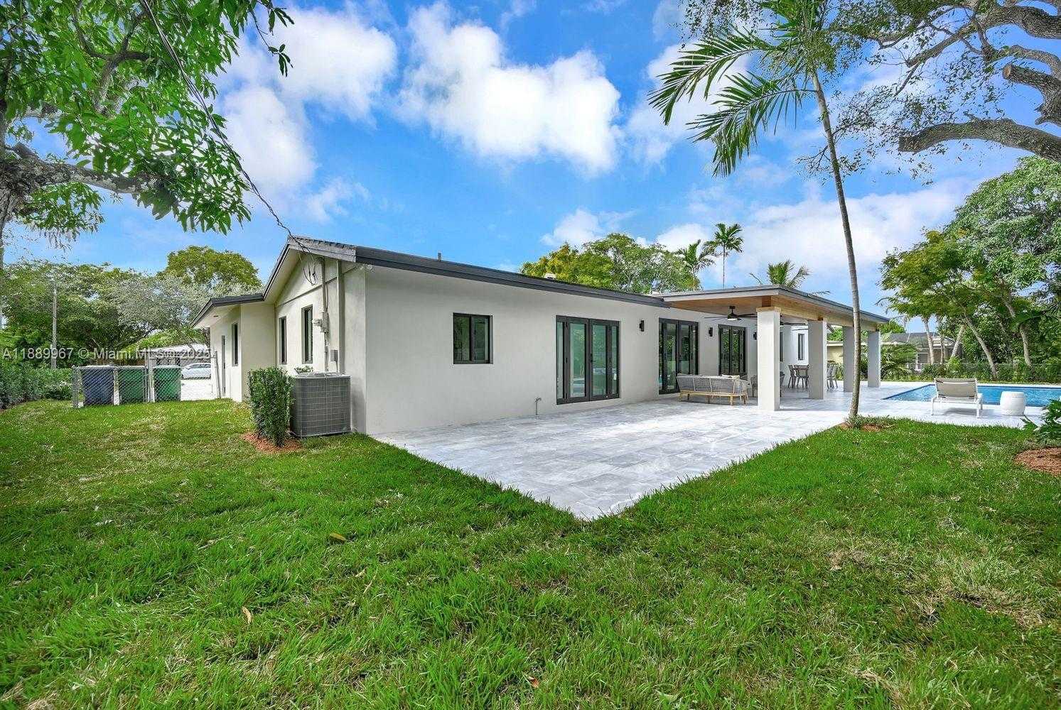 Small Image of 15101 SOUTH WEST 87TH AVE, Palmetto Bay Number 38
