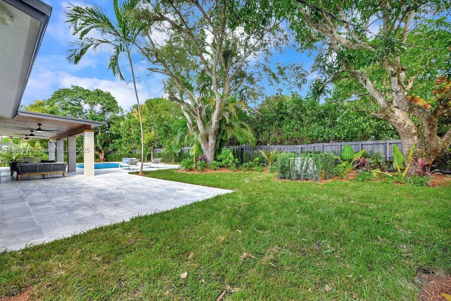 Small Image of 15101 SOUTH WEST 87TH AVE, Palmetto Bay Number 39