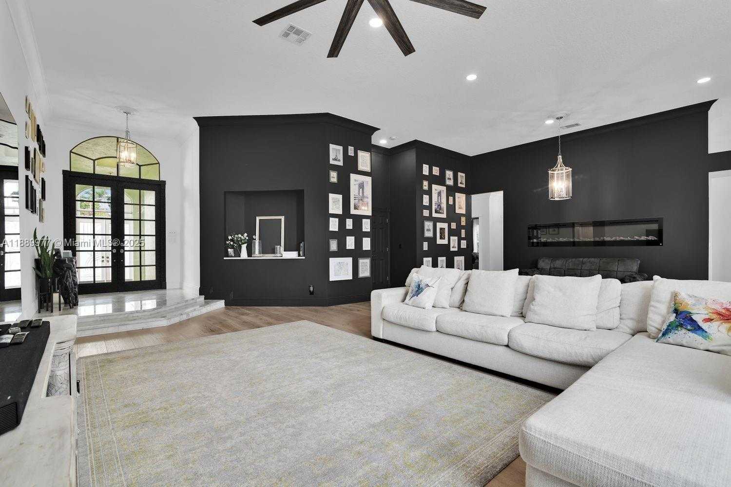 Small Image of 6622 NEWPORT LAKE CIR, Boca Raton Number 11