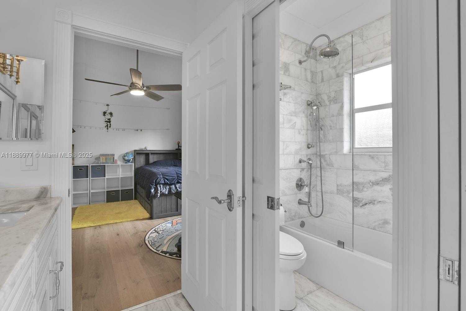 Small Image of 6622 NEWPORT LAKE CIR, Boca Raton Number 21