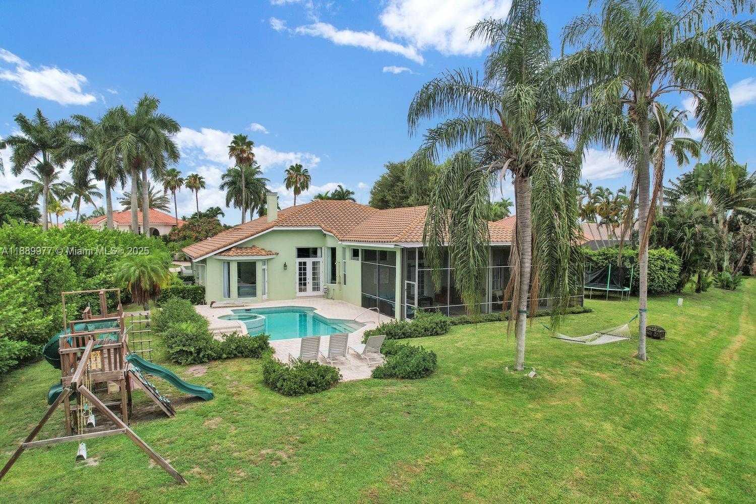 Small Image of 6622 NEWPORT LAKE CIR, Boca Raton Number 25