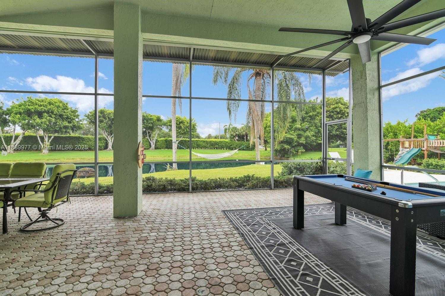 Small Image of 6622 NEWPORT LAKE CIR, Boca Raton Number 26