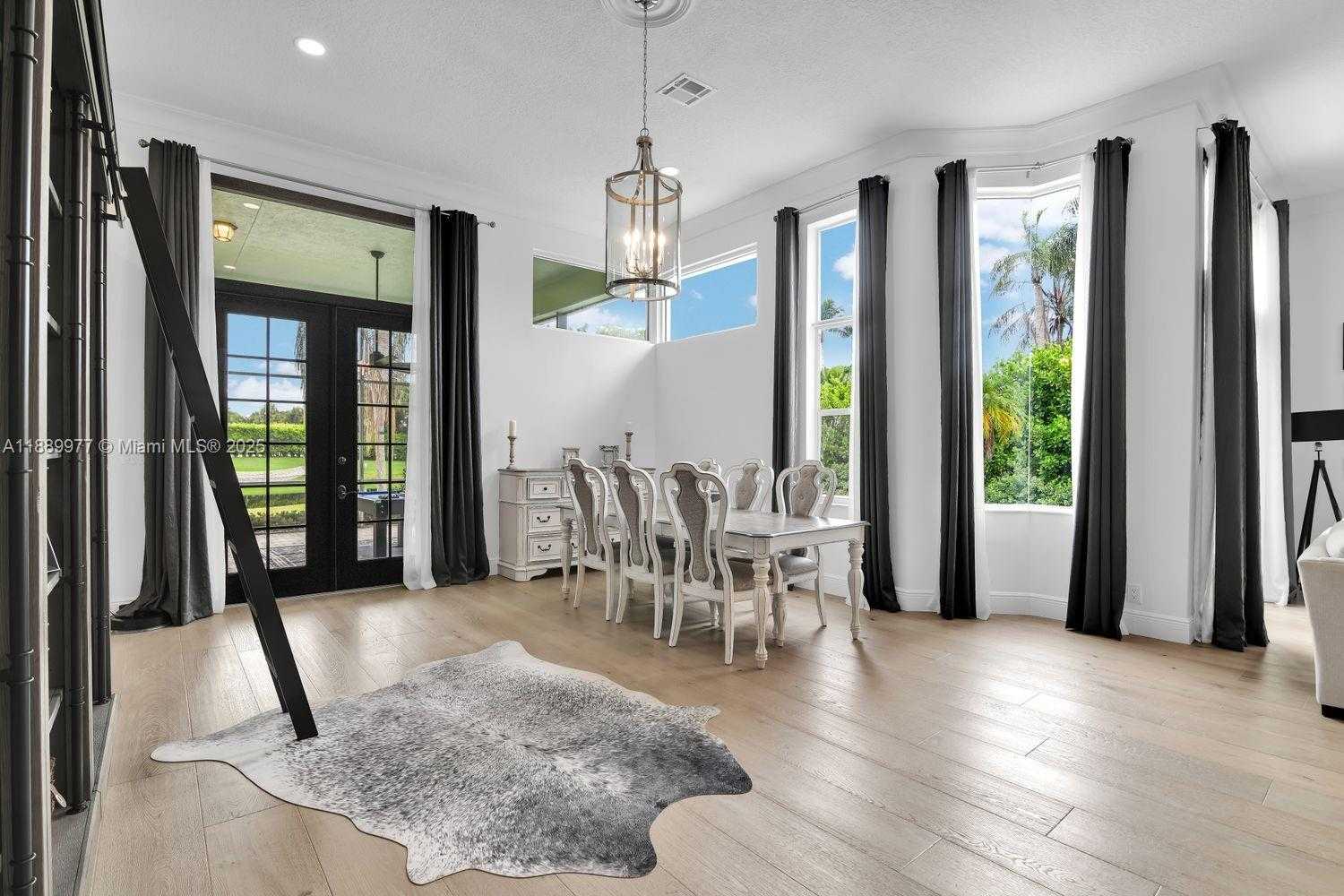 Small Image of 6622 NEWPORT LAKE CIR, Boca Raton Number 8