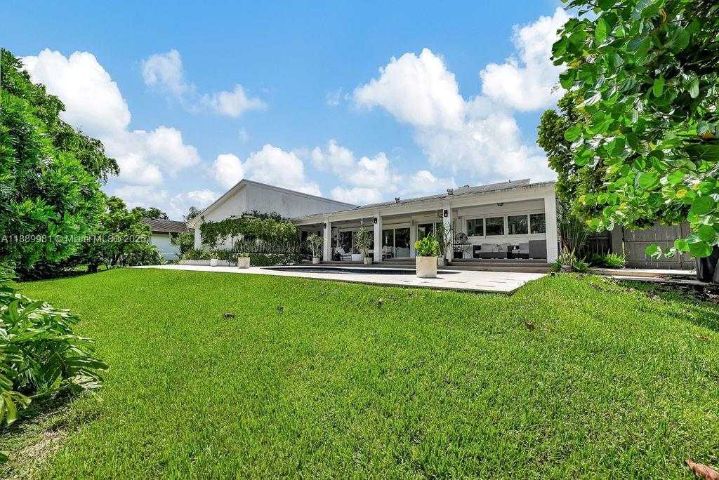 Small Image of 7761 SOUTH WEST 170TH ST, Palmetto Bay Number 35
