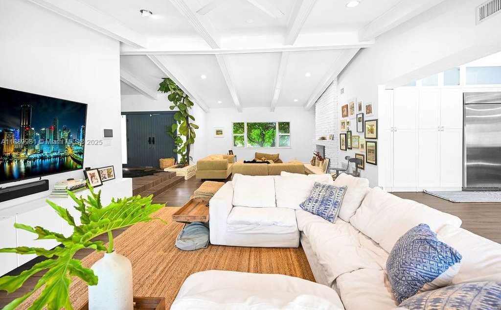 Small Image of 7761 SOUTH WEST 170TH ST, Palmetto Bay Number 7
