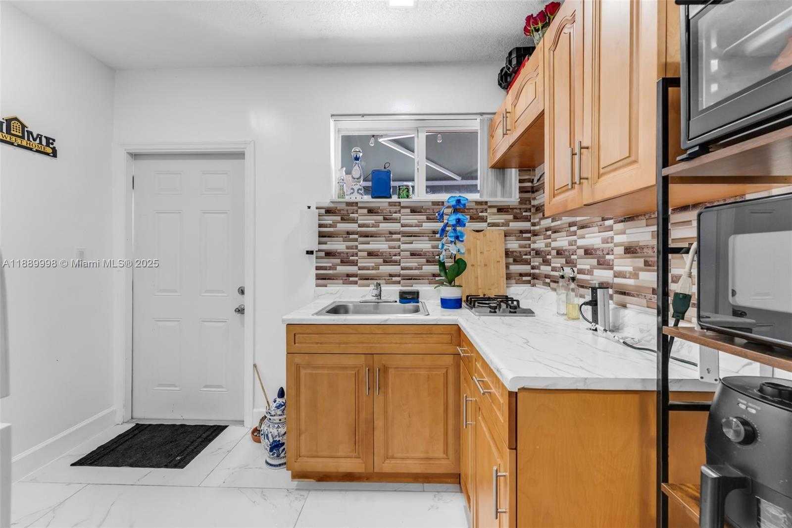 Small Image of 27645 SOUTH WEST 163RD AVE, Homestead Number 17