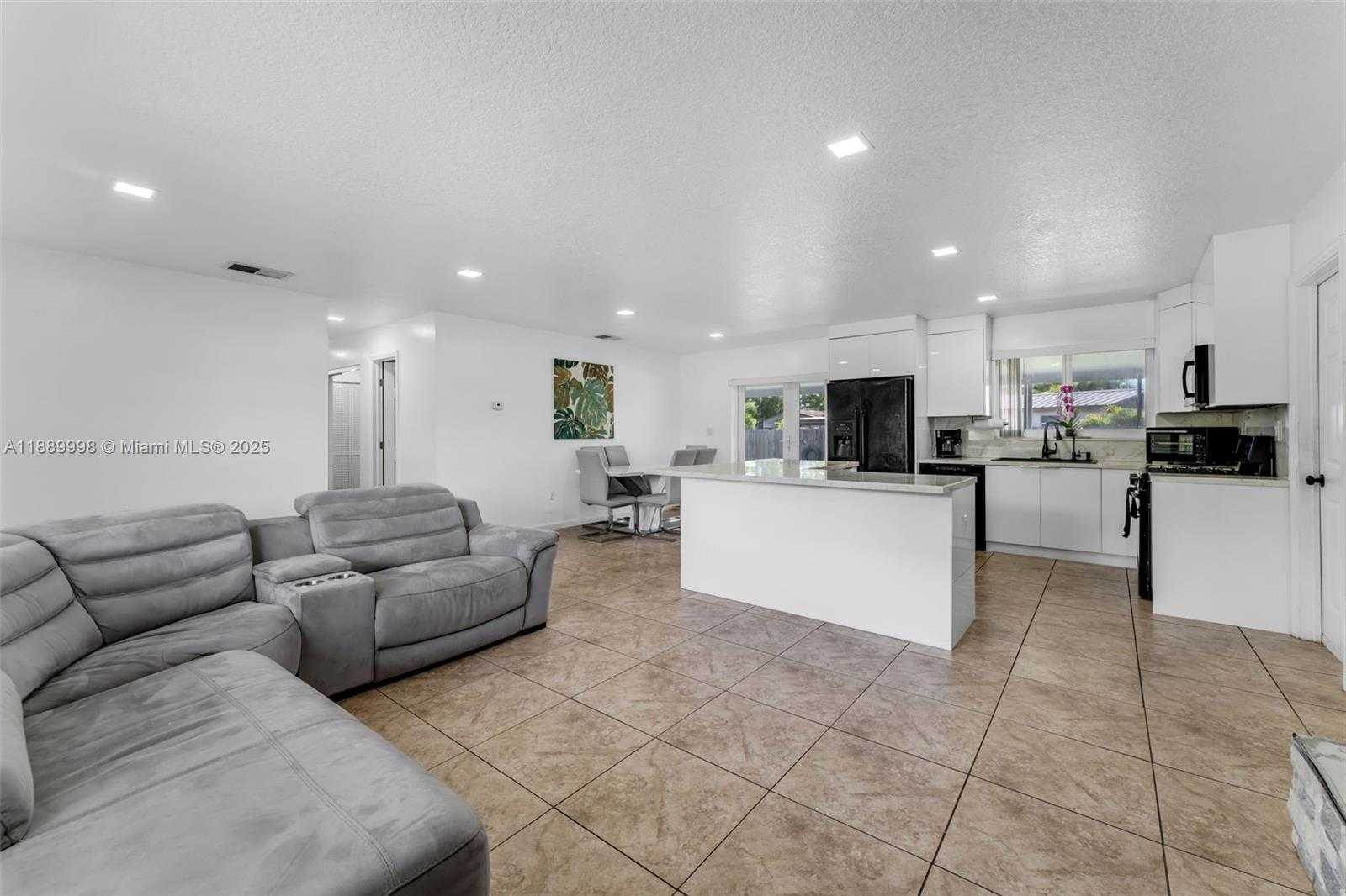 Small Image of 27645 SOUTH WEST 163RD AVE, Homestead Number 19